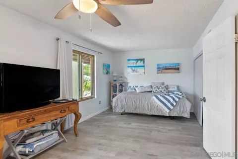 10952 Avenida Roberta, Spring Valley, CA 91978 photo 22
