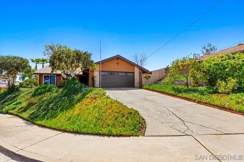1247 El Mio Dr, El Cajon, CA 92020