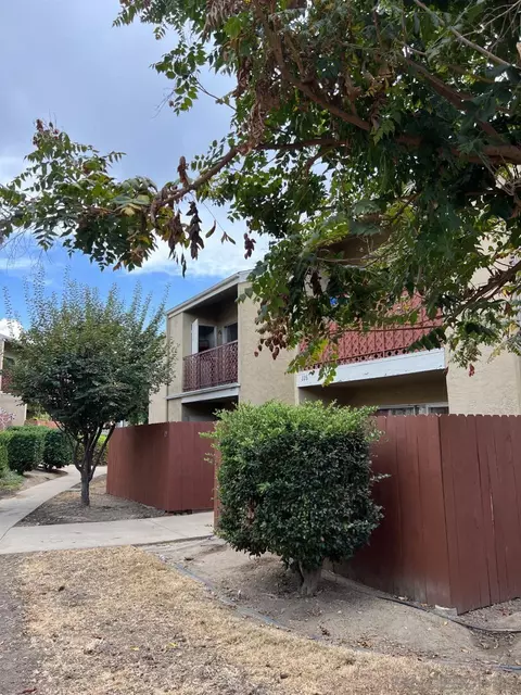 2032 Crandall Dr, San Diego, CA 92111
