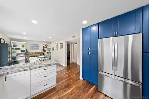 Kitchen - 10424 Nubbin Ct, Santee, CA 92071 photo 6 of 6