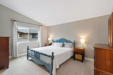 Bedroom - 10424 Nubbin Ct, Santee, CA 92071 photo 2 of 4