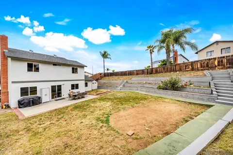 Exterior - 10424 Nubbin Ct, Santee, CA 92071 photo 6 of 11