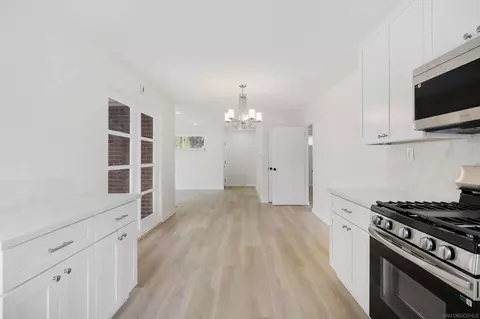 Entry Way - 275 F Ave, Coronado, CA 92118 photo 1 of 1