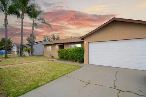 1010 N Ivy St, Escondido, CA 92026