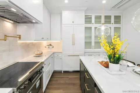 Kitchen - 741 G Ave, Coronado, CA 92118 photo 4 of 4