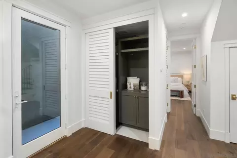 Entry Way - 741 G Ave, Coronado, CA 92118 photo 2 of 2