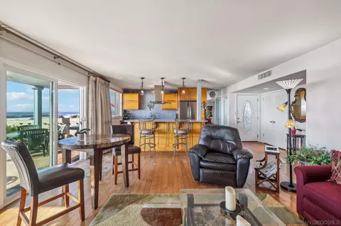 1352 Seacoast Dr, Imperial Beach, CA 91932 photo 17