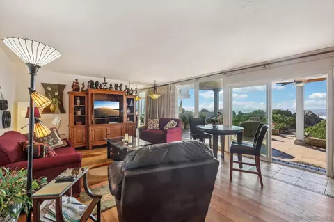 1352 Seacoast Dr, Imperial Beach, CA 91932 photo 14