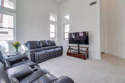 Living - 32411 Cassino Ct, Temecula, CA 92592 photo 2 of 5