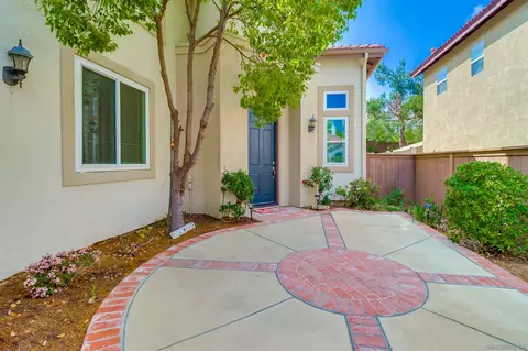Exterior - 32411 Cassino Ct, Temecula, CA 92592 photo 6 of 14