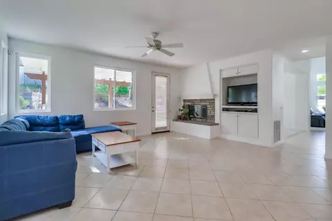 Living - 32411 Cassino Ct, Temecula, CA 92592 photo 4 of 5