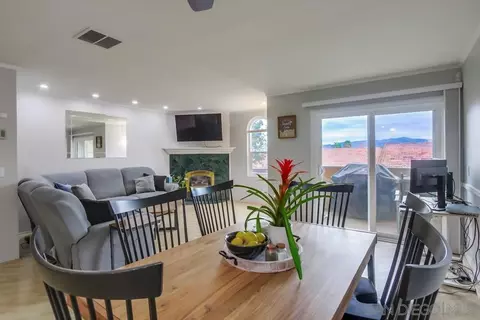 10789 Andrea Ter #D, Santee, CA 92071
