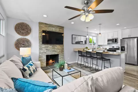 3634 Morlan, San Diego, CA 92117