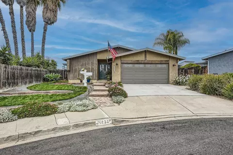 9232 Lomker Ct, Santee, CA 92071