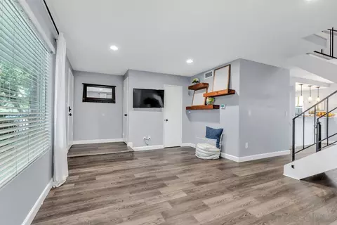 Living - 8024 Winter Gardens Blvd UNIT A, El Cajon, CA 92021 photo 2 of 3