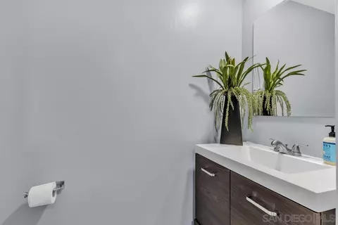 Bath - 8024 Winter Gardens Blvd UNIT A, El Cajon, CA 92021 photo 1 of 4