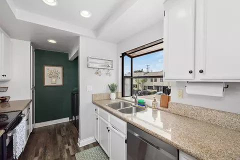 Kitchen - 12741 Laurel St #61, Lakeside, CA 92040 photo 4 of 4