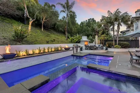 Exterior - 6402 Topmast Dr, Carlsbad, CA 92011 photo 9 of 12