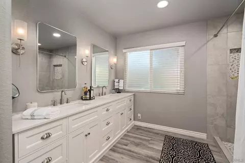 Bath - 2120 Greencrest Dr, El Cajon, CA 92019 photo 2 of 4