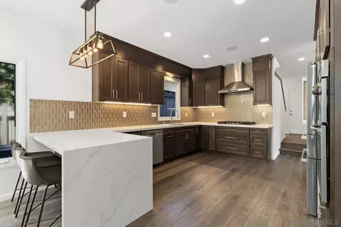716 Glenview Ln, La Jolla, CA 92037 photo 8