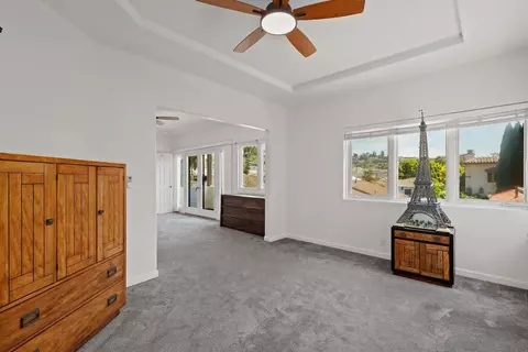 716 Glenview Ln, La Jolla, CA 92037 photo 14