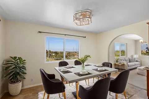 Dining - 3049 Millar Ranch Rd, Spring Valley, CA 91978 photo 4 of 5