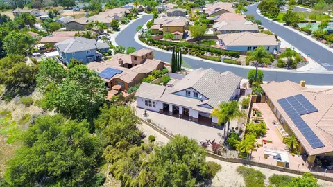 View/Area - 1961 James Gaynor St, Fallbrook, CA 92028 photo 7 of 8
