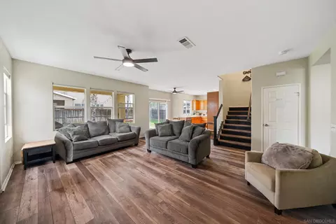 1747 Benedetto Pt, Perris, CA 92571 photo 5