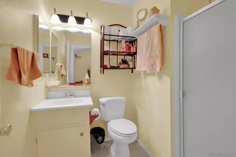 Bath - 4006 Echo Dr, Julian, CA 92036 photo 1 of 2