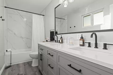 Bath - 2235 Monaghan Ct, Spring Valley, CA 91977 photo 3 of 3