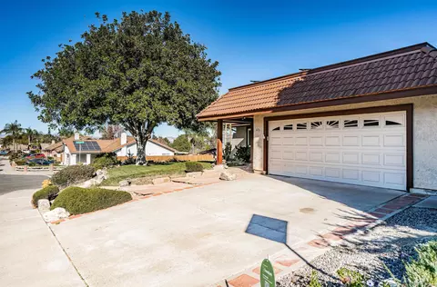 675 Dewane Dr, El Cajon, CA 92020 photo 23