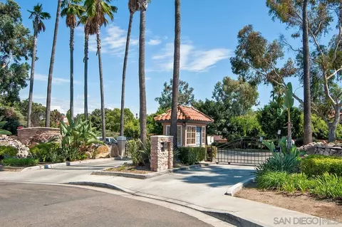 7120 Shoreline Dr #2208, San Diego, CA 92122