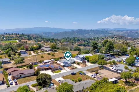 View/Area - 1038 Knoll Park Ln, Fallbrook, CA 92028 photo 9 of 11