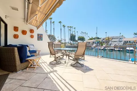 Exterior - 105 Antigua Ct, Coronado, CA 92118 photo 2 of 6