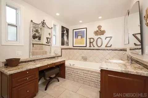 Bath - 105 Antigua Ct, Coronado, CA 92118 photo 3 of 5