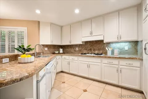 2888 Torrey Pines Rd, La Jolla, CA 92037 photo 11