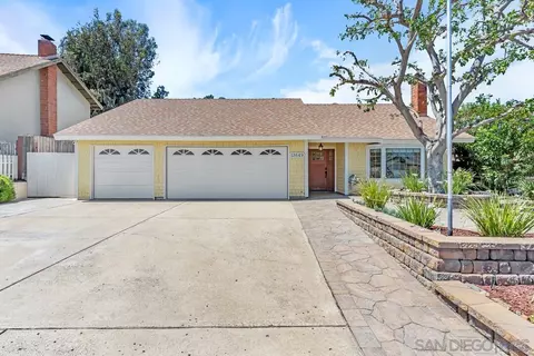 Exterior - 13649 Cunning Ln, Lakeside, CA 92040 photo 2 of 10