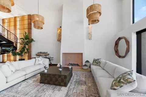 Living - 6675 Caminito Lindrick, La Jolla, CA 92037 photo 5 of 10