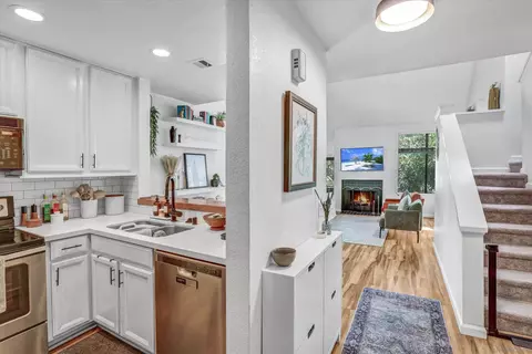 2210 River Run Dr #63, San Diego, CA 92108