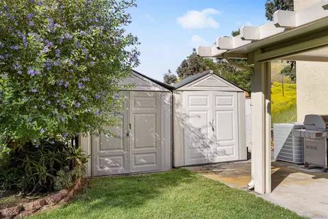 Exterior - 201 Foussat Rd, Oceanside, CA 92054 photo 6 of 8
