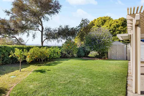 Exterior - 201 Foussat Rd, Oceanside, CA 92054 photo 5 of 8