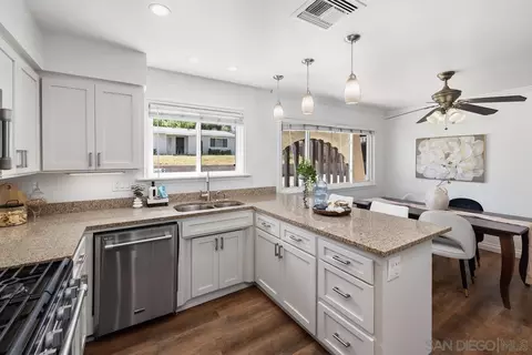 Kitchen - 13250 Idyl Dr, Lakeside, CA 92040 photo 3 of 3