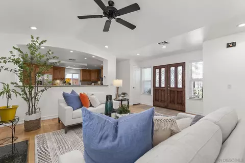Entry Way - 10371 Strathmore Dr, Santee, CA 92071 photo 3 of 4