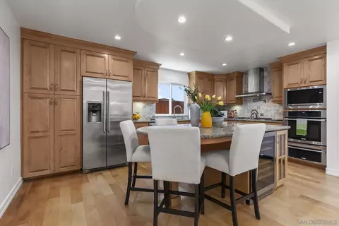 Kitchen - 10371 Strathmore Dr, Santee, CA 92071 photo 3 of 7