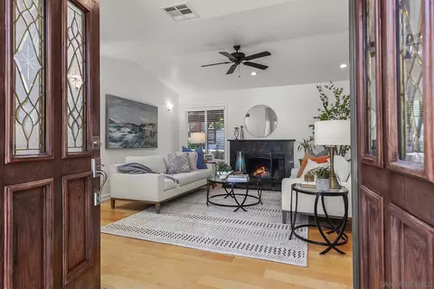 Entry Way - 10371 Strathmore Dr, Santee, CA 92071 photo 2 of 4