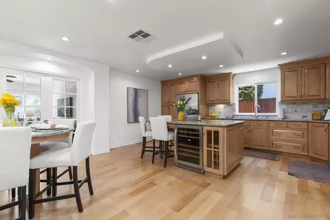 Kitchen - 10371 Strathmore Dr, Santee, CA 92071 photo 2 of 7