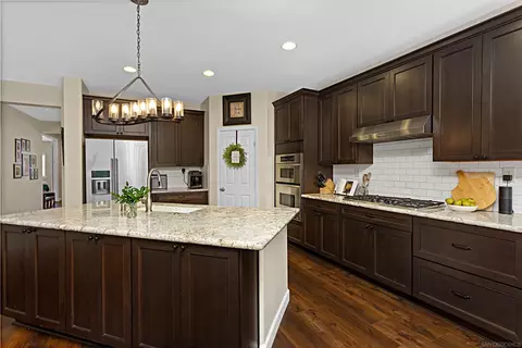 Kitchen - 1104 Parkview Dr, Oceanside, CA 92057 photo 1 of 7