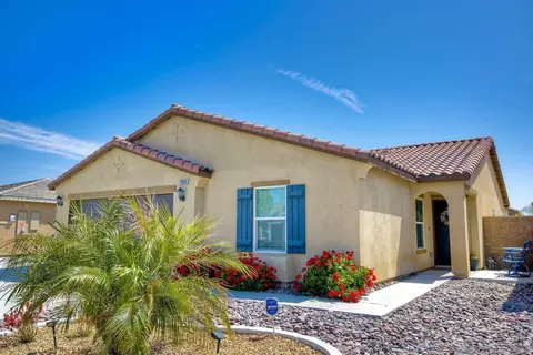 29056 Aubrey Cir, Winchester, CA 92596