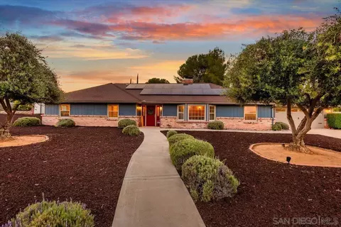 16228 Daza Dr, Ramona, CA 92065