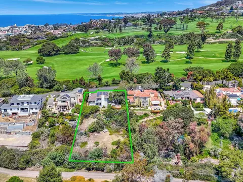 View/Area - 1211 W Muirlands Dr, La Jolla, CA 92037 photo 2 of 11